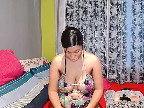 Tallwildnspicey98 online show from March 14, 2026, 4:40 am