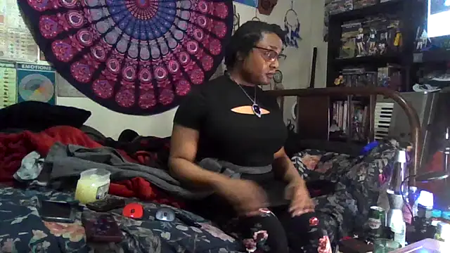 GardeniaFields online show from December 21, 2025, 4:52 am