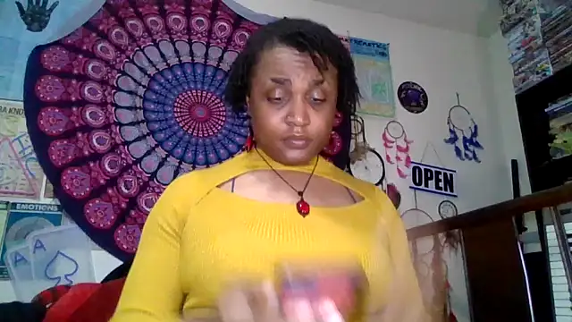 Snapshot of GardeniaFields chatting on April 27, 2026, 6:11 am GardeniaFields online show from April 27, 2026, 6:11 am