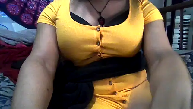 Snapshot of GardeniaFields chatting on May 10, 2026, 5:12 am GardeniaFields online show from May 10, 2026, 5:12 am