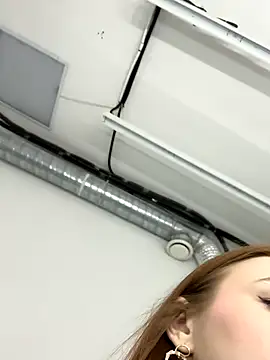 Snapshot of MiraBliss chatting on December 13, 2025, 7:53 pm MiraBliss online show from December 13, 2025, 7:53 pm