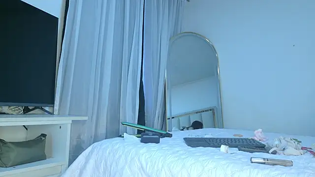 Snapshot of eva_sin18 chatting on February 5, 2026, 11:09 pm eva sin18 online show from February 5, 2026, 11:09 pm