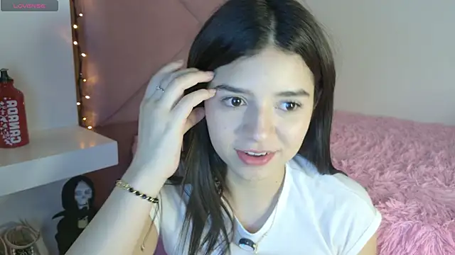 Snapshot of eva_sin18 chatting on February 26, 2026, 11:26 pm eva sin18 online show from February 26, 2026, 11:26 pm