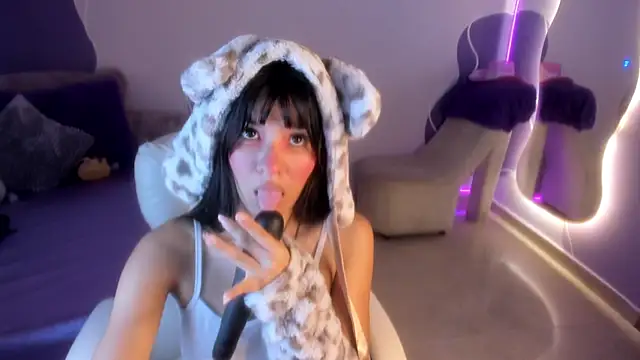 Snapshot of auroracute02 chatting on December 1, 2025, 1:27 pm auroracute02 online show from December 1, 2025, 1:27 pm