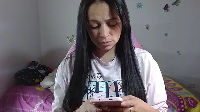 Snapshot of Selene_mixx chatting on April 11, 2026, 9:08 pm Selene mixx online show from April 11, 2026, 9:08 pm