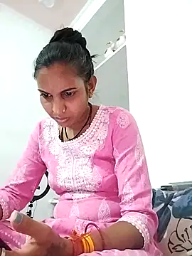 Snapshot of Hotty-Nidhi chatting on March 10, 2025, 9:43 am Hotty-Nidhi online show from March 10, 2025, 9:43 am