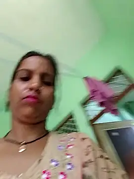 Snapshot of Hotty-Nidhi chatting on September 9, 2025, 3:50 am Hotty-Nidhi online show from September 9, 2025, 3:50 am