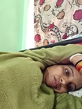 Hotty-Nidhi online show from December 3, 2025, 2:41 am