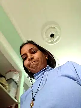 Hotty-Nidhi online show from February 1, 2026, 4:33 am