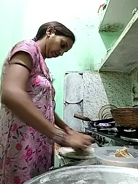 Hotty-Nidhi online show from February 23, 2026, 4:37 pm