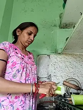 Hotty-Nidhi online show from February 26, 2026, 4:44 am