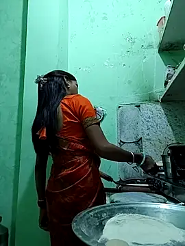 Snapshot of Hotty-Nidhi chatting on June 9, 2026, 4:51 pm Hotty-Nidhi online show from June 9, 2026, 4:51 pm