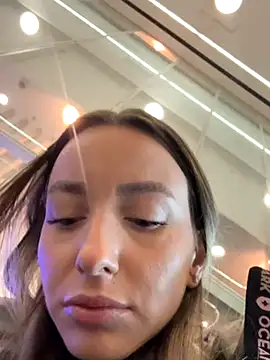 AlexisWhit online show from November 23, 2025, 8:47 am