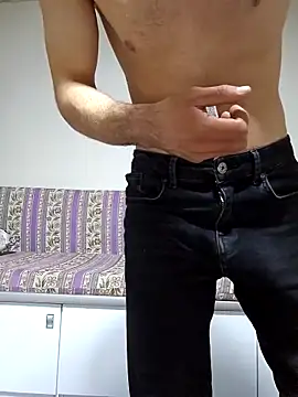 Snapshot of Thunderbolt121 chatting on October 29, 2025, 4:42 pm Thunderbolt121 online show from October 29, 2025, 4:42 pm