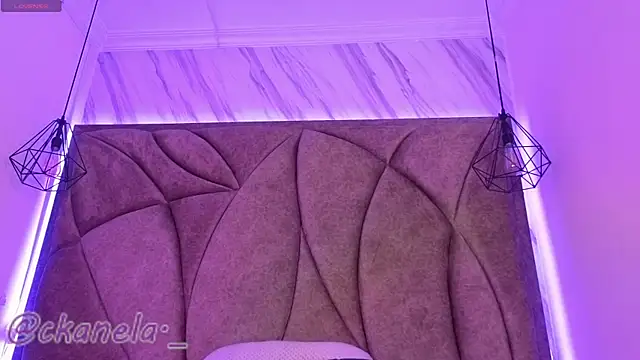 Kanela miller  online show from November 14, 2025, 12:26 pm