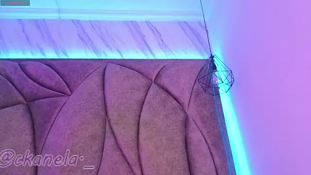 Kanela miller  online show from February 5, 2026, 12:10 pm