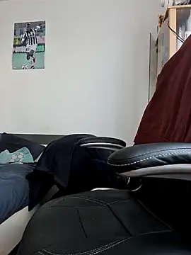 Tutur19 online show from March 14, 2025, 12:18 pm