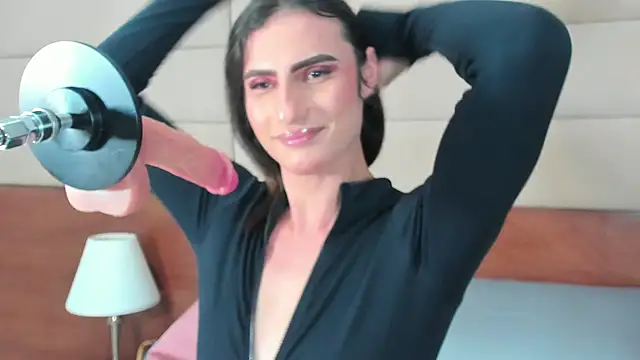 shantall skinny online show from October 24, 2025, 3:47 am