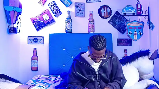 lili roussi online show from November 19, 2025, 11:16 pm