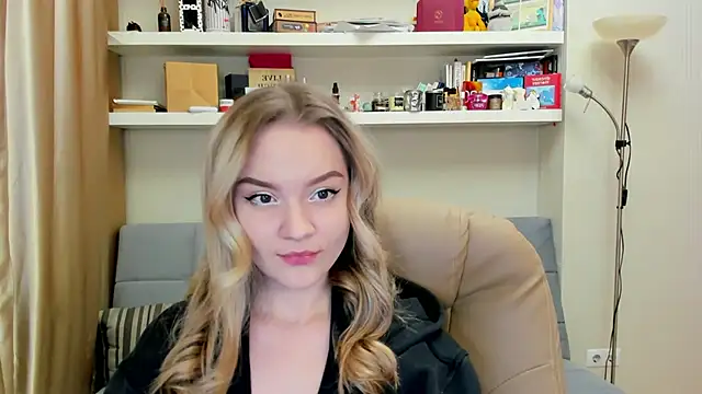 Kara Smith  online show from January 22, 2025, 12:06 am