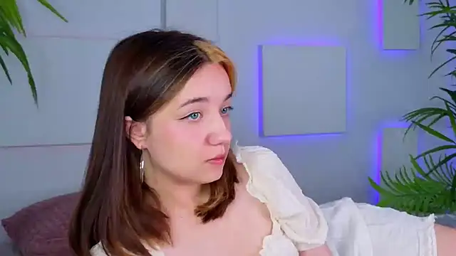 Snapshot of Gia_Riccardo chatting on September 22, 2025, 8:38 am Gia Riccardo online show from September 22, 2025, 8:38 am