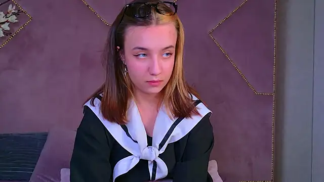 Snapshot of Gia_Riccardo chatting on September 26, 2025, 4:00 pm Gia Riccardo online show from September 26, 2025, 4:00 pm