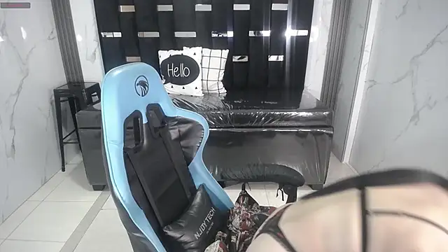 valeria a1 online show from October 27, 2025, 2:48 am