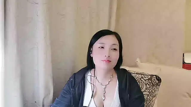 Rachel-6600 online show from November 8, 2025, 3:12 pm