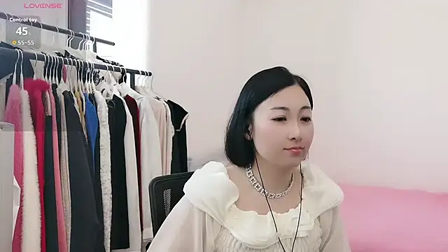 Rachel-6600 online show from April 14, 2026, 3:12 am