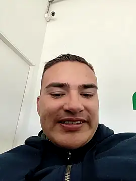 Andy-rtg online show from April 7, 2026, 3:23 pm