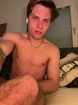xoxoxLove12 online show from March 9, 2025, 7:37 pm
