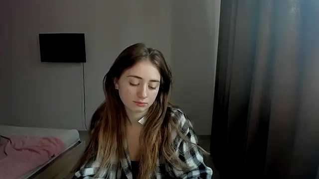 LilyHaart online show from October 31, 2025, 5:08 am