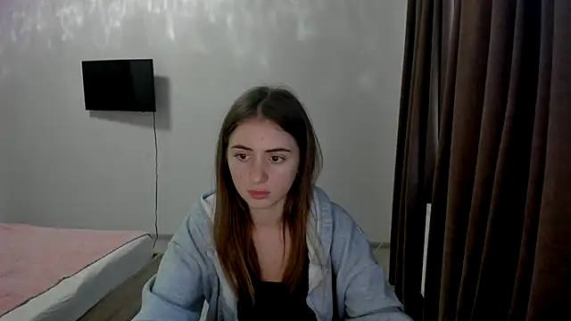 LilyHaart online show from December 3, 2025, 1:20 pm