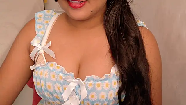 Snapshot of Cludi-New chatting on July 17, 2026, 4:52 am Cludi-New online show from July 17, 2026, 4:52 am