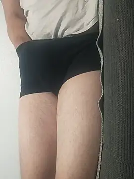 gui67675 online show from October 9, 2025, 6:22 am