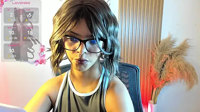 Milabrown  online show from October 2, 2025, 5:09 pm