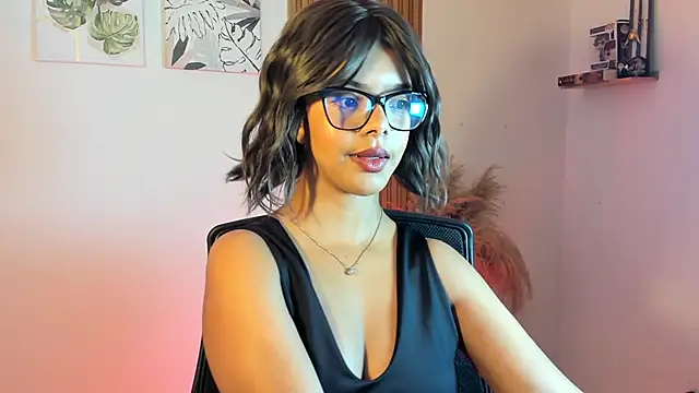 Milabrown  online show from October 9, 2025, 6:17 pm