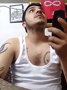 Snapshot of Kadir1320@xh chatting on February 27, 2026, 10:54 pm Kadir1320xh online show from February 27, 2026, 10:54 pm