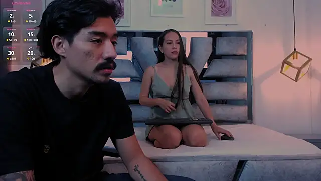 Snapshot of valery_and_Dani_ chatting on March 14, 2025, 7:55 pm valery and Dani online show from March 14, 2025, 7:55 pm