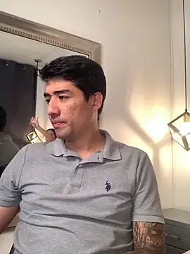 Snapshot of valery_and_Dani_ chatting on December 5, 2025, 8:05 pm valery and Dani online show from December 5, 2025, 8:05 pm