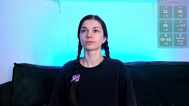 Eva McCoy online show from December 3, 2025, 9:29 am