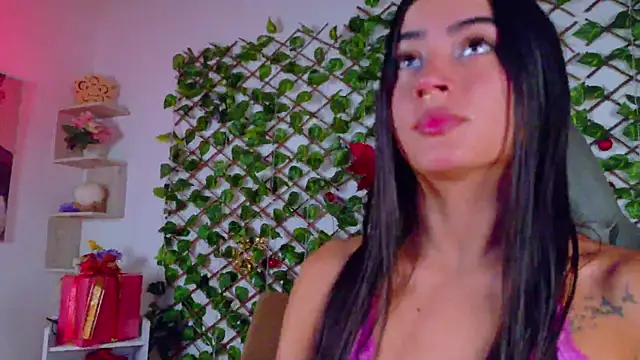 alice rous21 online show from November 27, 2025, 1:24 pm