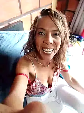 Lady Lolla11 online show from October 5, 2025, 3:10 pm