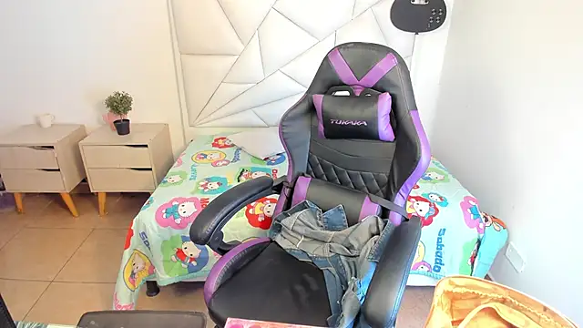 Snapshot of Tania_Duque chatting on March 7, 2026, 2:36 pm Tania Duque online show from March 7, 2026, 2:36 pm