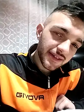 Snapshot of Francescodicristina44 chatting on February 18, 2026, 9:55 pm Francescodicristina44 online show from February 18, 2026, 9:55 pm