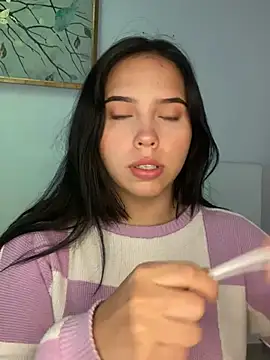 Snapshot of LunaCandy_ chatting on March 18, 2025, 12:47 pm LunaCandy online show from March 18, 2025, 12:47 pm