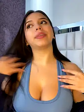 Snapshot of LunaCandy_ chatting on September 12, 2025, 12:38 pm LunaCandy online show from September 12, 2025, 12:38 pm