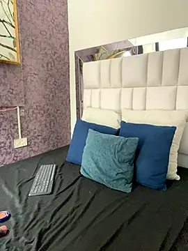 Snapshot of LunaCandy_ chatting on September 27, 2025, 2:22 pm LunaCandy online show from September 27, 2025, 2:22 pm