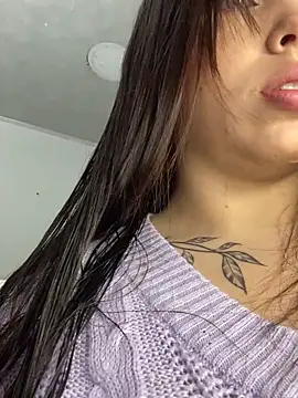 Snapshot of LunaCandy_ chatting on November 21, 2025, 10:03 am LunaCandy online show from November 21, 2025, 10:03 am