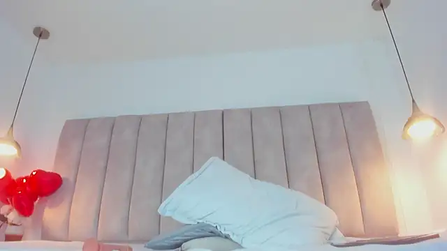 Sofiia Rossee  online show from March 12, 2025, 10:50 pm